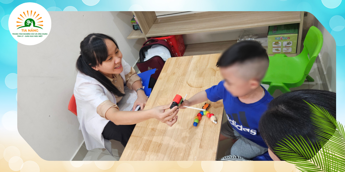 Buổi Đánh Giá Định Kỳ Tại Tia Nắng - Bước Đồng Hành Quan Trọng Trong Hành Trình Phát Triển Của Các Con 2 24